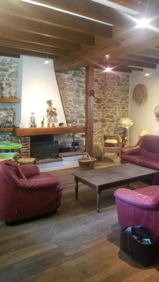 Chambres Et Gite Dans Un Lieu Calme Et Champetre Gourge Les Grippeaux Proche Parthenay Bagian luar foto