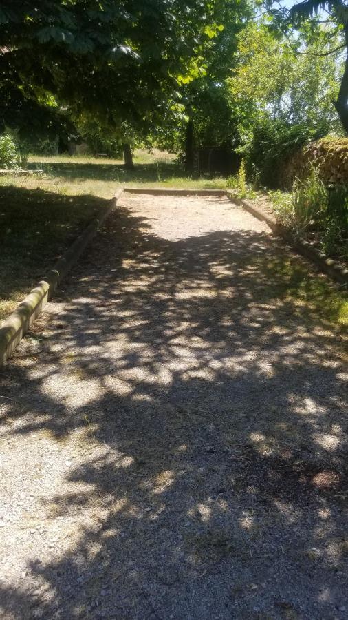 Chambres Et Gite Dans Un Lieu Calme Et Champetre Gourge Les Grippeaux Proche Parthenay Bagian luar foto
