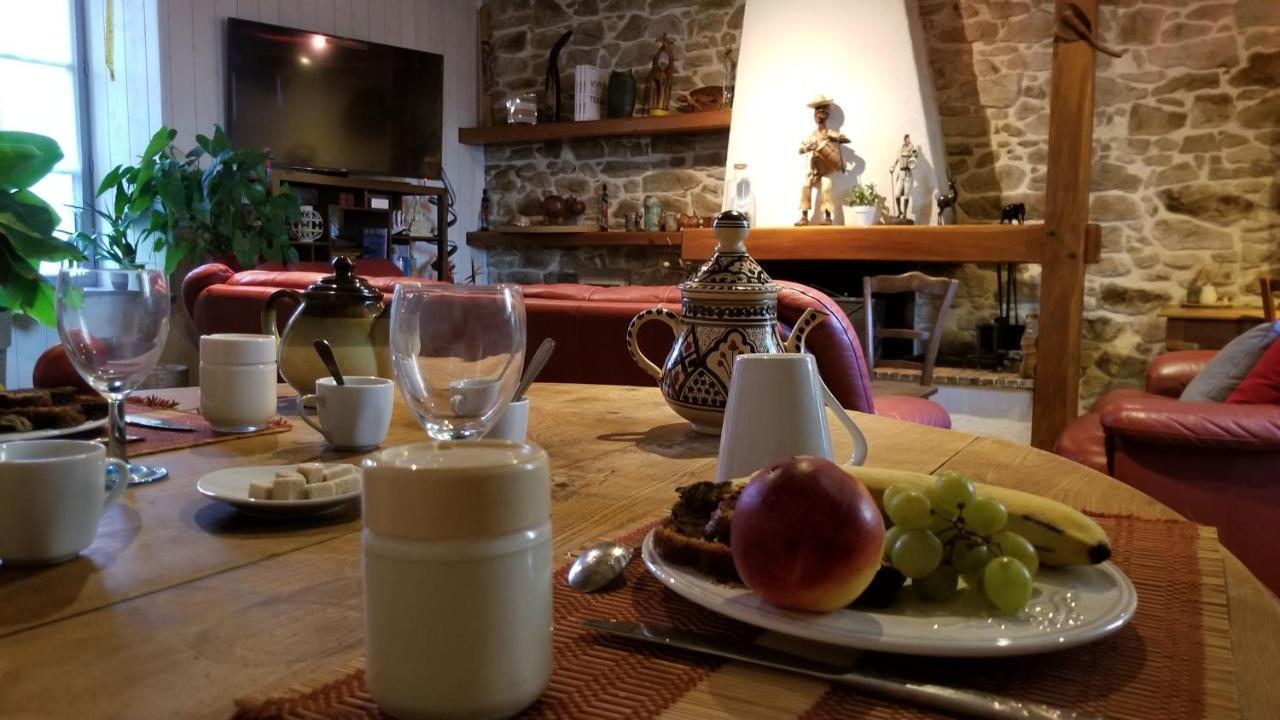 Chambres Et Gite Dans Un Lieu Calme Et Champetre Gourge Les Grippeaux Proche Parthenay Bagian luar foto
