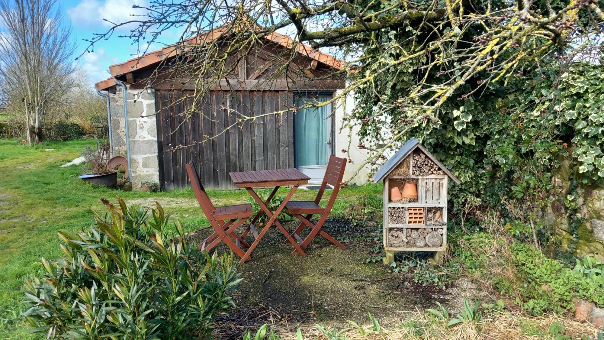 Chambres Et Gite Dans Un Lieu Calme Et Champetre Gourge Les Grippeaux Proche Parthenay Bagian luar foto